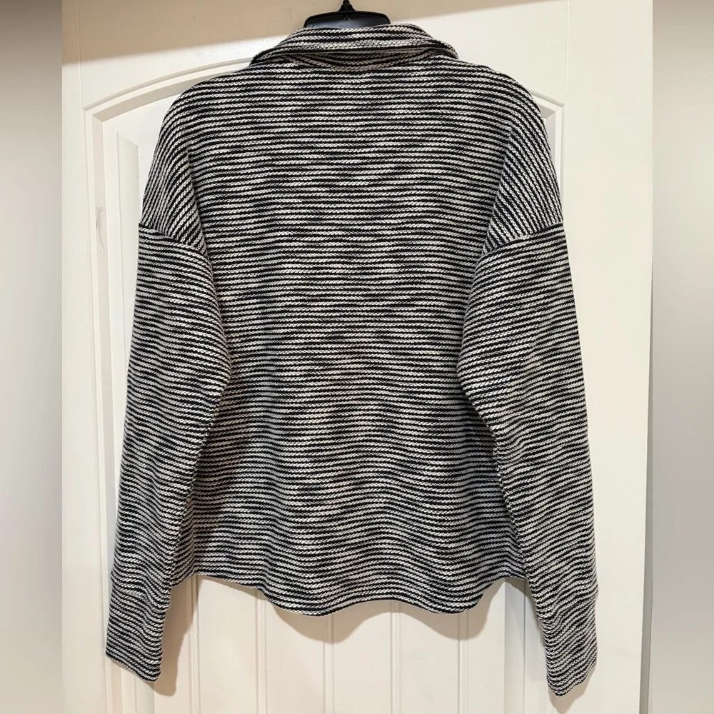 Sweaty Betty Rest Up Half Zip Pullover Small NWT Navy Blue White Stripe Pattern - Picture 7 of 16
